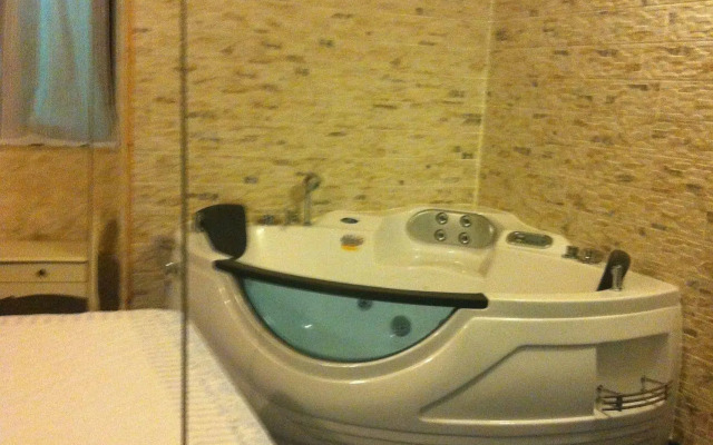 Only for two Giumbabulla Home and spa