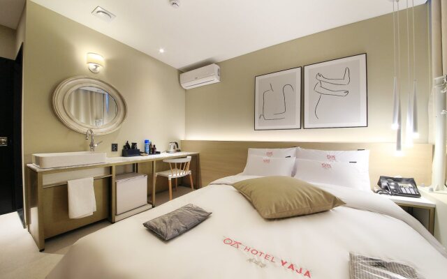 Hotel yaja wirye