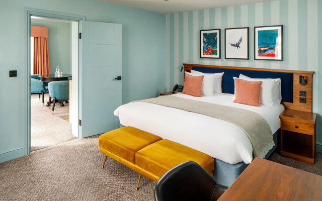 voco Lythe Hill Hotel & Spa by IHG