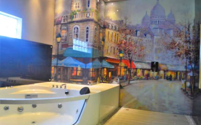 Hotel Paris Luxury Suites