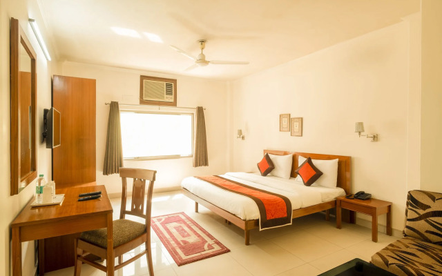Airport Hotel