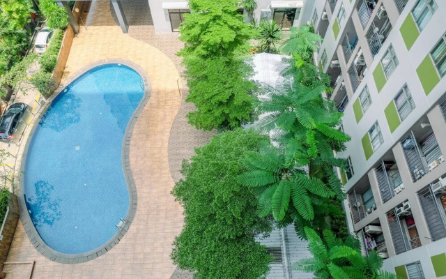 Best Deal Studio Room at Serpong Greenview Apartment