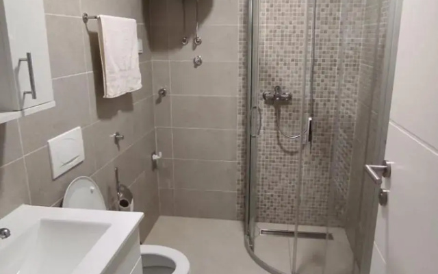 M&I Apartment