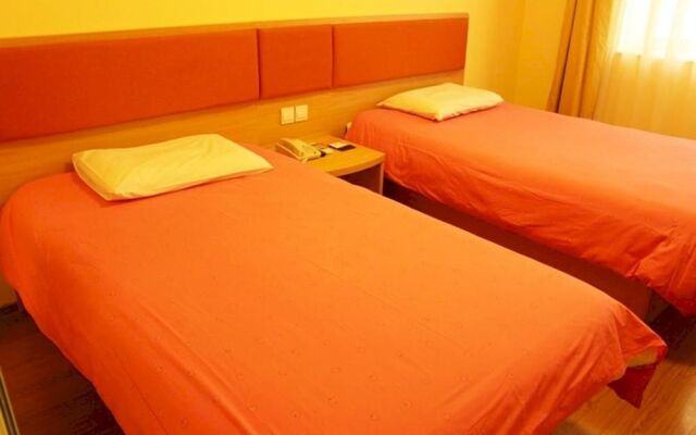 Home Inn Dalian Sanba Square