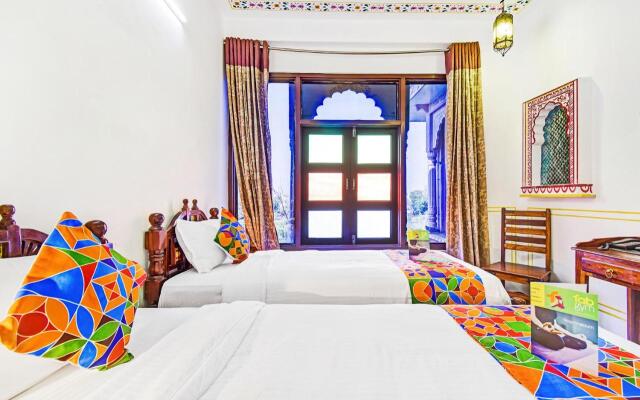 Fabhotel Shree Villas