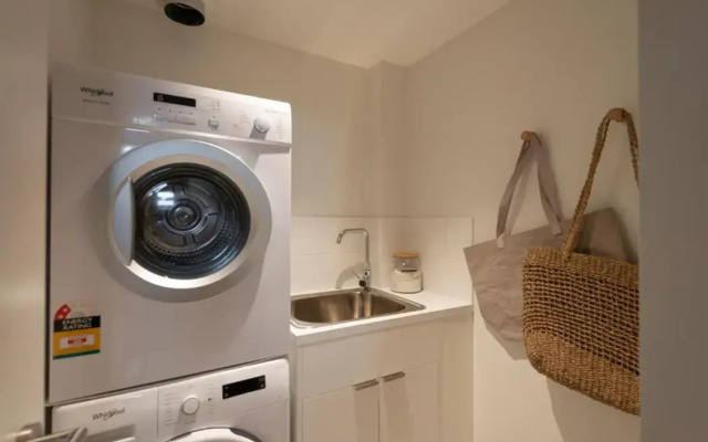 Roxburgh House Apartments