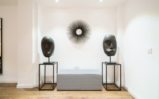 Valencia Luxury - Boutique Center