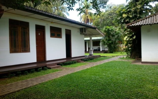 Triangle Holiday Inn