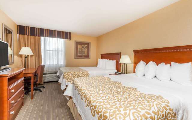 Days Inn by Wyndham Windsor Locks / Bradley Intl Airport