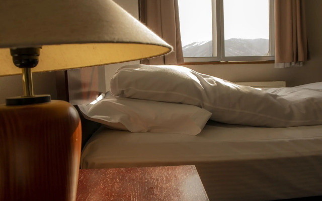 La Vista Hotel - Stay on the Slopes