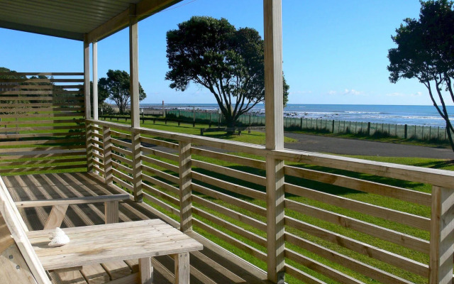 Oakura Beach Holiday Park