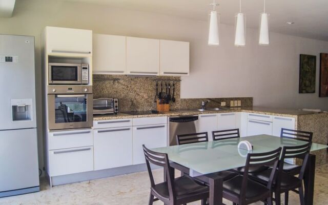 Luxury Condos at Magia