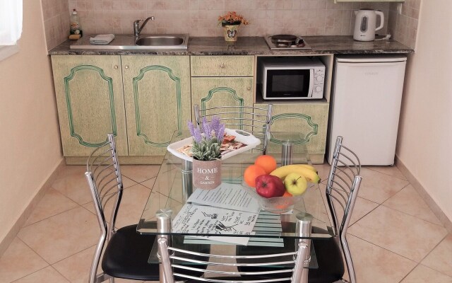 Ziogas Apartments