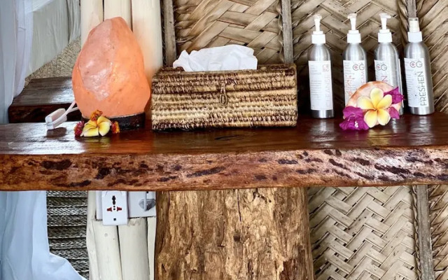 Rock and Sea Resort