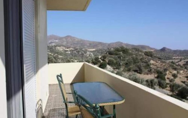 Paterakis Big Studio in Triopetra