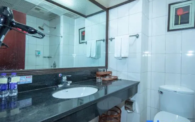 Zhezhi Jianguo Hotel (Lu Xun's hometown)