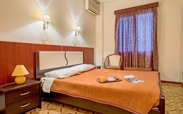 Nefeli Hotel