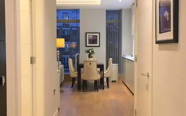 Trafalgar Luxury Suites