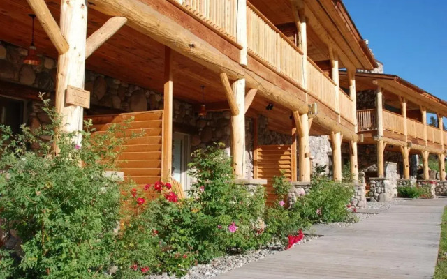 Rainbow Ranch Lodge