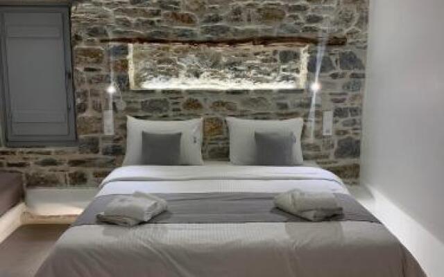 Thomas Villas on the beach Katapola