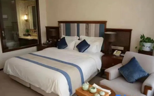 Penglai Hotel (Penglai Pavilion Scenic Area Pengchangke Port Branch)