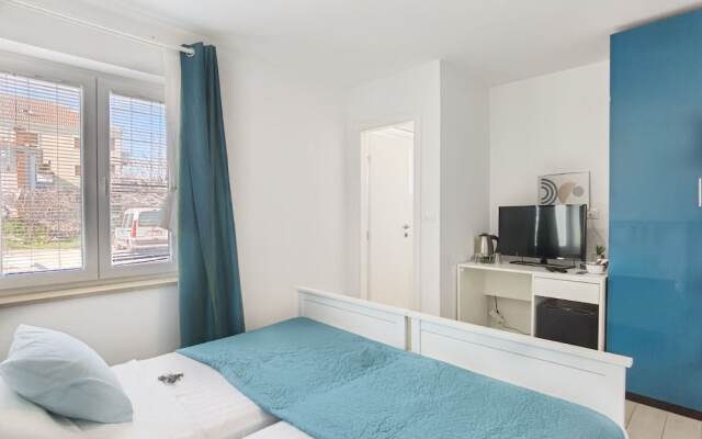 Boutique Rooms - With Pool - 1 - R101