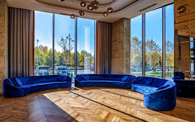 Union Plaza Hotel