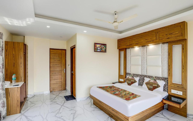 Fabhotel Wood View