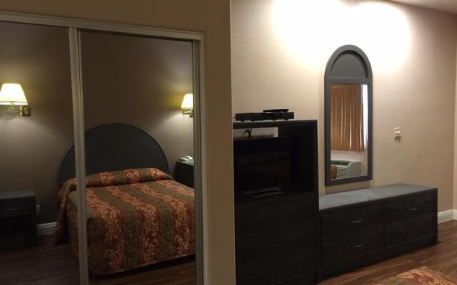 Cali Inn