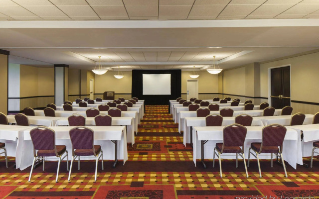 Sheraton Inner Harbor Hotel