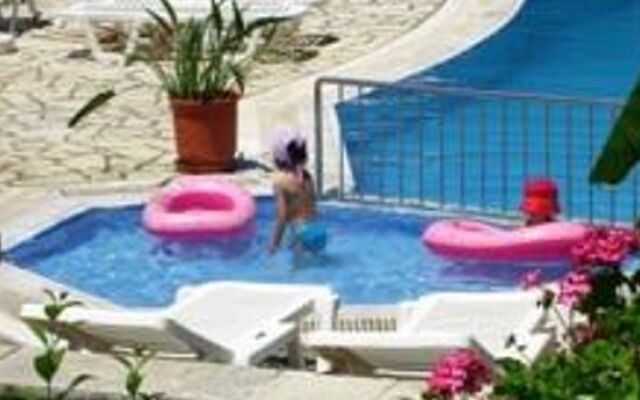 Studios Piratis