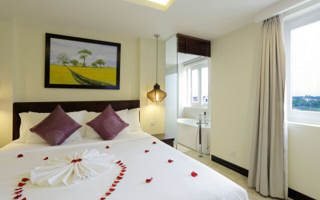 River Suites Hoi An Hotel