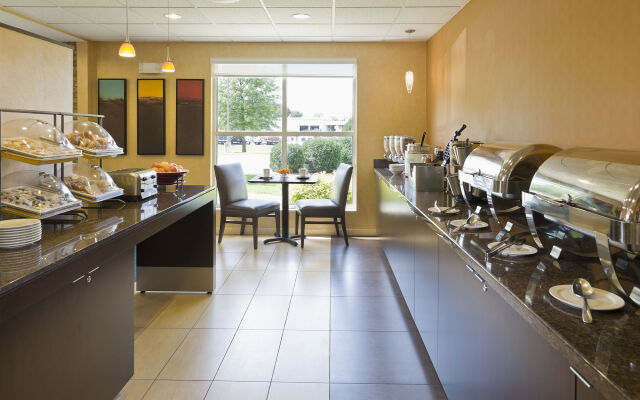 Residence Inn Houston The Woodlands / Lake Front Circle