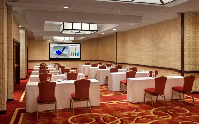 Trumbull Marriott Shelton