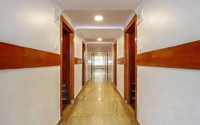 Fabhotel Spiro Grand