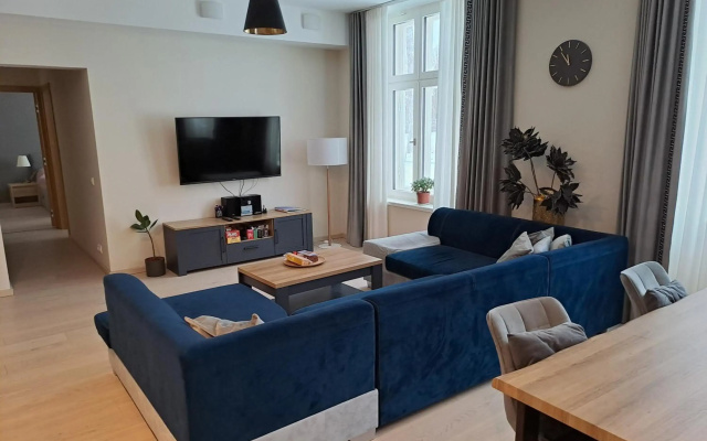 Aleksi Apartments