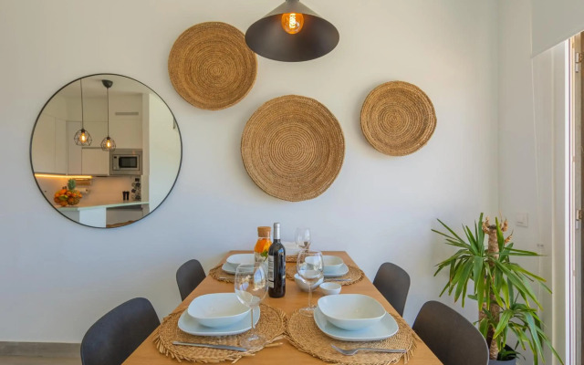 Views, Terrace & Pool - Fibre WIFI - SimplyTarifa