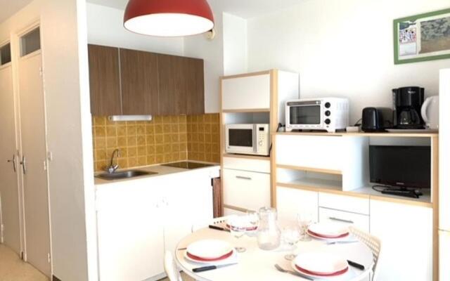 Appartement Balaruc-les-Bains, 1 pièce, 4 personnes - FR-1-503-8