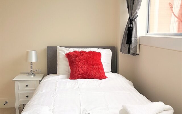 MK City Centre 2 Bed Serviced Apartment