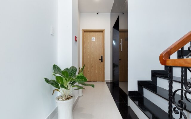 Cozrum Homes Ly Chinh Thang