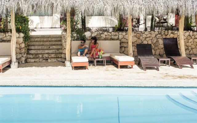 Coco Beach Hotel