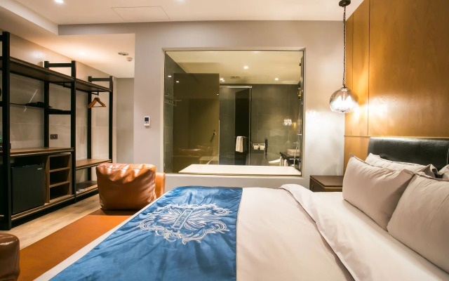 Saint Art Hotel