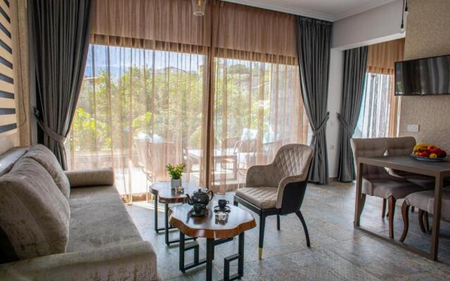 Beach Walk Luxury Suites