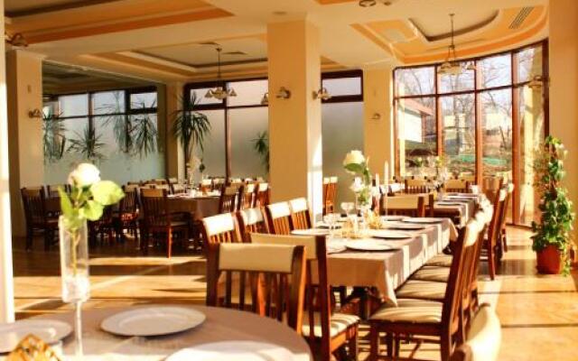 Hotel Alma