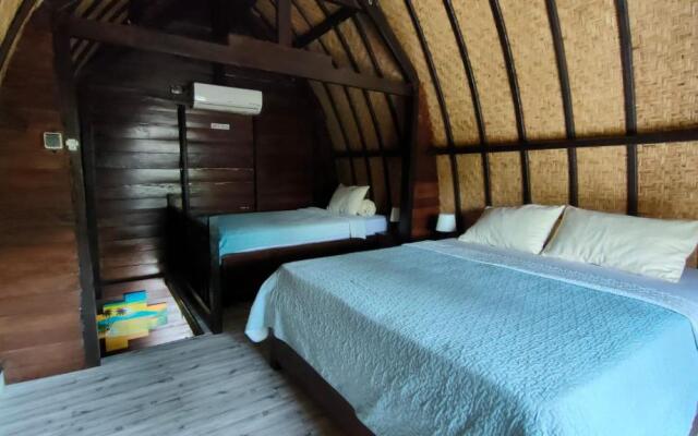 Gili Davidoff Bungalow