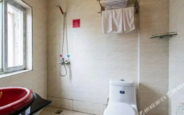 Zhenjiang Jiaofu Hotel