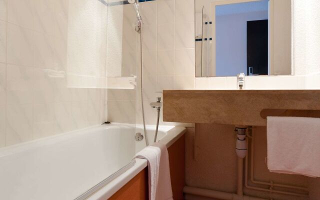 Sure Hotel by Best Western Caen Mémorial