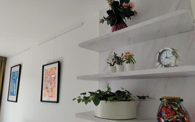 Nieuw modern appartement vlakbij strand