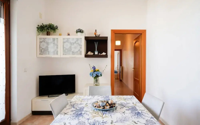 Appartamento a Torre Canne con Balcone