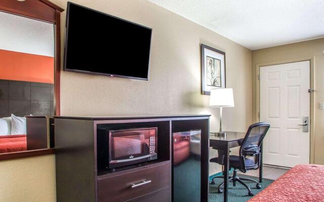 Quality Inn Morton at I-74